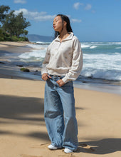 Load image into Gallery viewer, Floral Women's Half-Zip