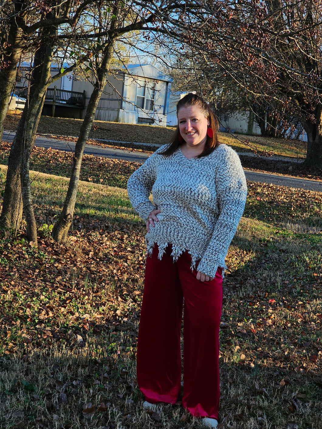Black ⚫️ & White ⚪️ Fringe Sweater