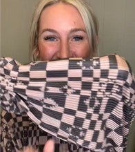 Load image into Gallery viewer, Comfy Western Checkered Set
