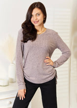 Load image into Gallery viewer, Grey ⚪️ Mauve Ribbed Shirt With Tie Sides
