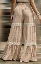 Load image into Gallery viewer, 🌻Boho Lace Detailed Elastic Waist Pants
