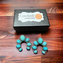 Load image into Gallery viewer, Crescent Moon Squash Earrings
