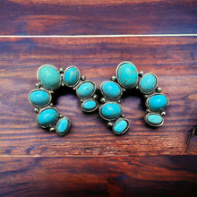 Load image into Gallery viewer, Crescent Moon Squash Earrings
