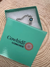 Load image into Gallery viewer, Flower and Faux Turquoise Cuban Chain Bracelet
