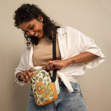 Load image into Gallery viewer, Retro Floral Crossbody Bag
